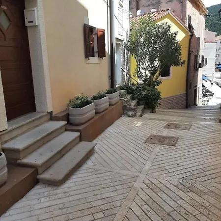 Old Town Apartman